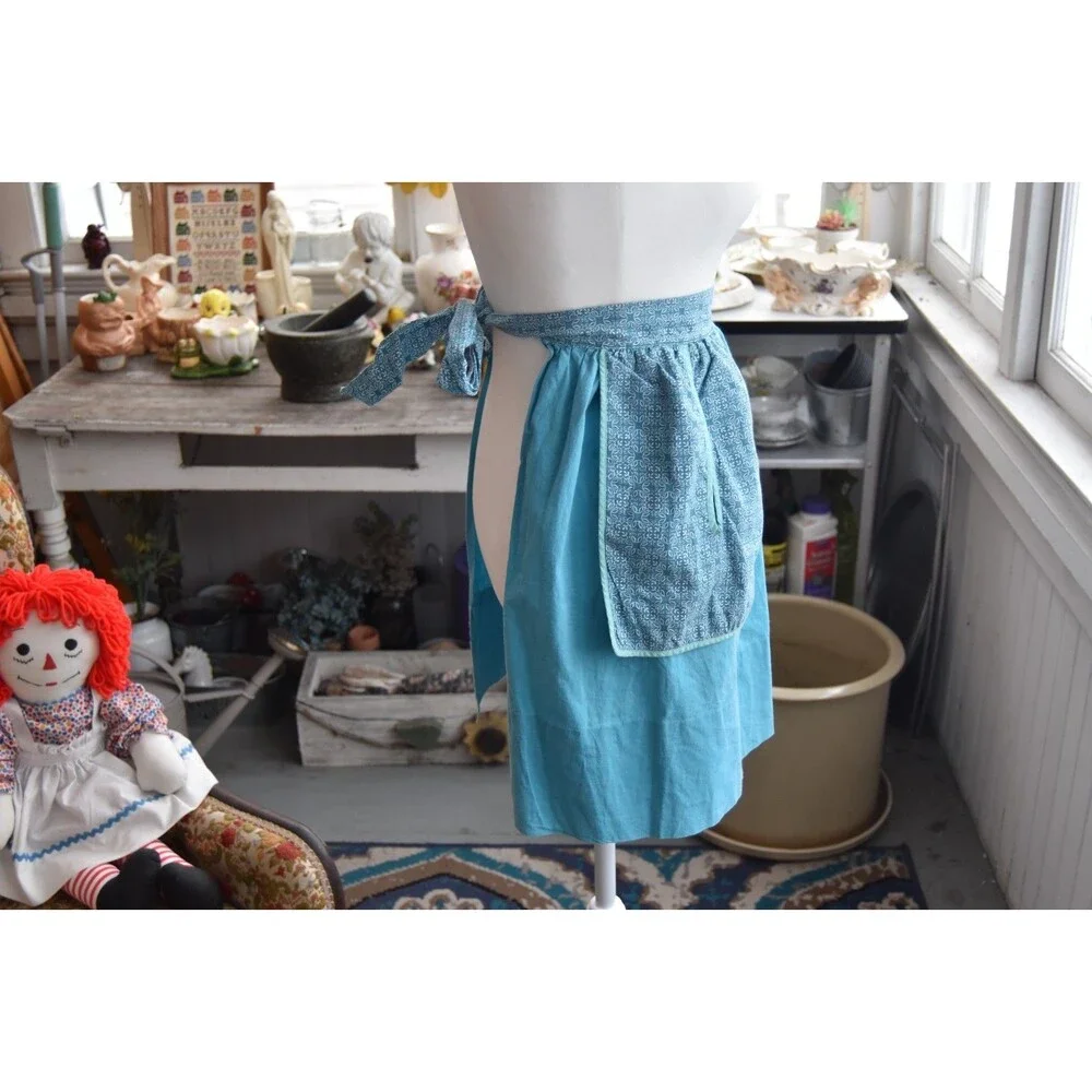 Vintage 1950s Half Apron Teal Geometric Fabric With Pockets Tie Back